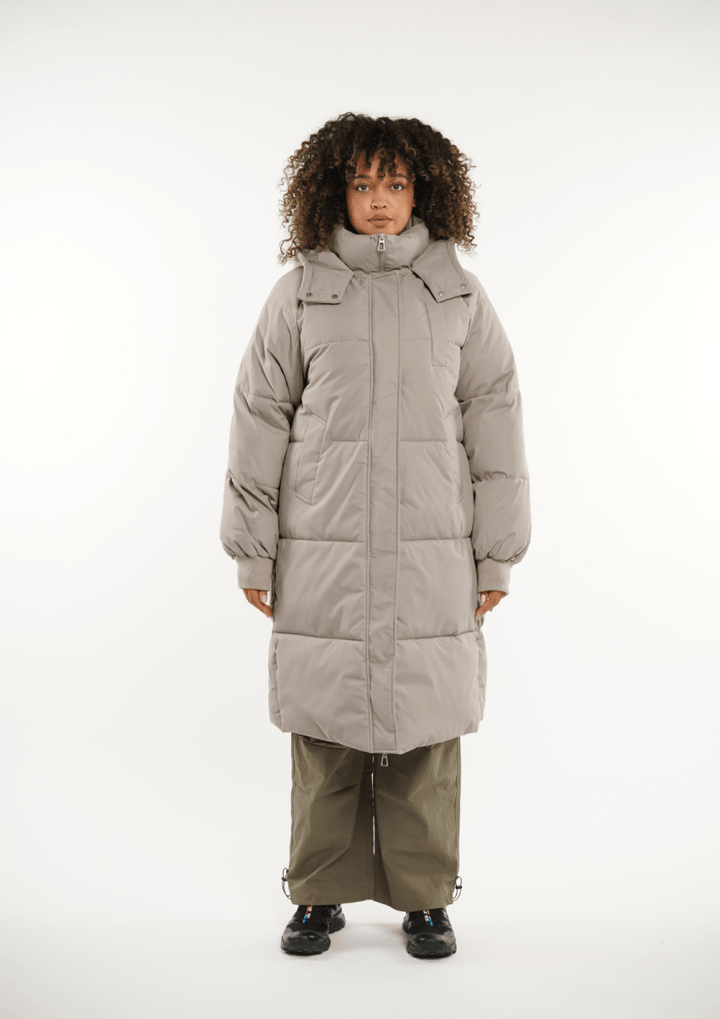 LUNA | HOODED LONG PUFFER JACKET
